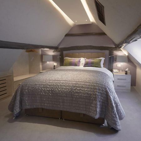 The Dog And Badger Bed & Breakfast Marlow  Bagian luar foto